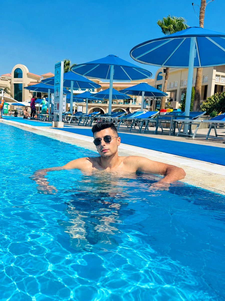 Sabry_M7's tweet photo. 🌊🤍💙 https://t.co/KAM2nUxorG
