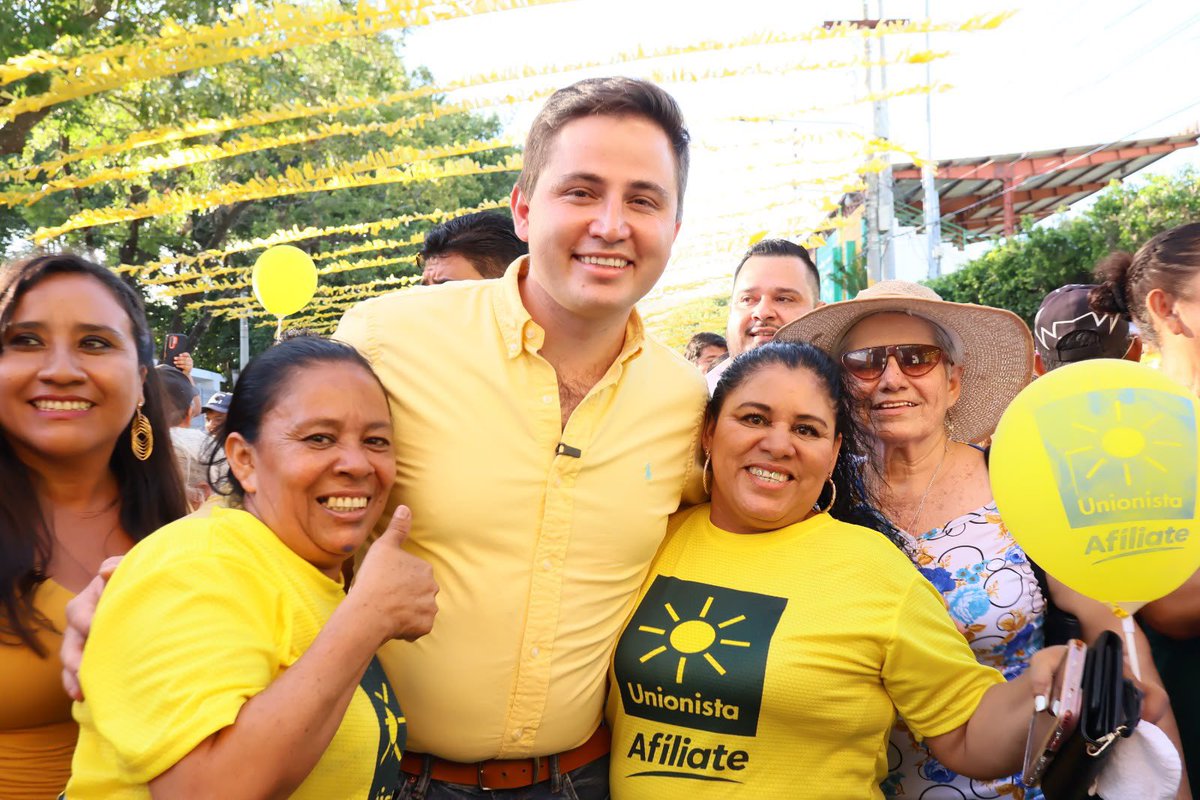 sebastiansiero's tweet photo. El Partido Unionista sigue creciendo y El Progreso es una muestra clara de que hoy somos muchos los guatemaltecos que queremos trabajar por un país mejor y ver a Guatemala salir adelante. ☀️🙋‍♀️🙋‍♂️🇬🇹

Gracias a todos los que se sumaron a nuestra gran jornada de afiliación y sobre todo, por el cariño, la confianza y el entusiasmo que nos demostraron.