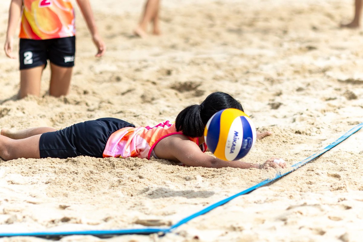 0fukkin's tweet photo. beach volleyball🏐 https://t.co/divwFZxwMI