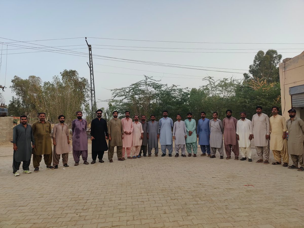 BugtiYouth's tweet photo. President Abdul Ghaffar Bugti also joined the protest of unemployed diploma holders and engineers in Tehsil Sui, where he listened to the concerns of local youth demanding recruitment in accordance with the company’s agreements and addressed the protesters. https://t.co/SaBXIFJqJU