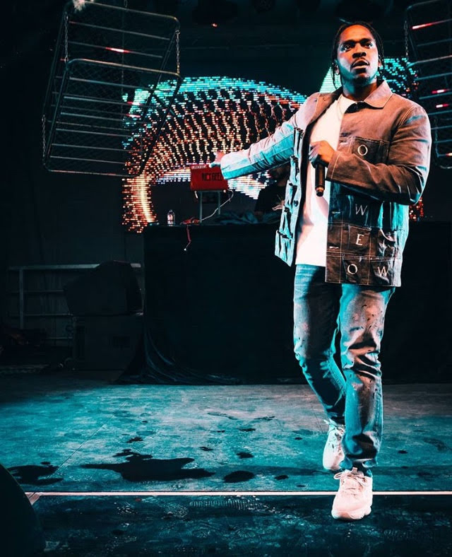 fvckrender's tweet photo. Physical installation in 2017 FT playboy carti and pusha T https://t.co/JXHFjCGQH9