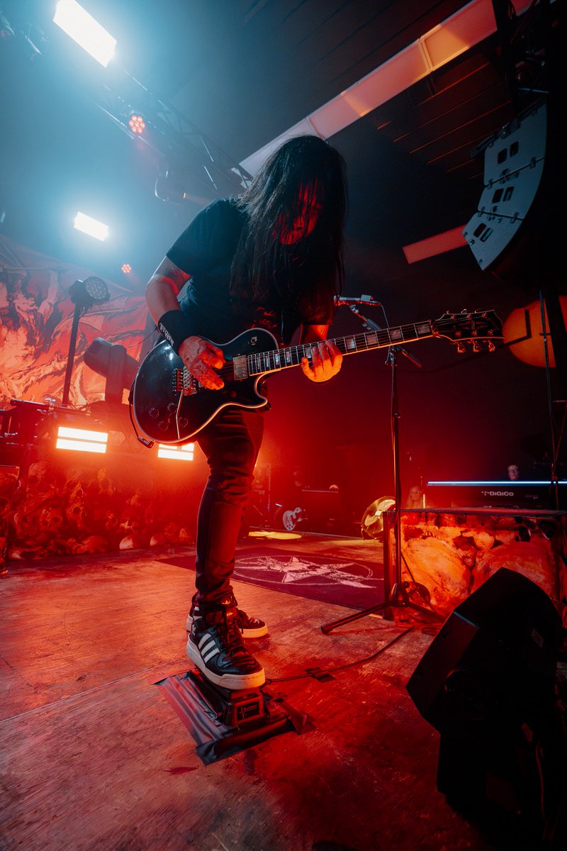 testament's tweet photo. Mexico City — it begins with you! November 20th is when we officially begin our Latin America run with our friends in @municipalwaste and @immolation! Don’t miss it, tickets are available now🤘

https://t.co/UwYxgXruZ3

📸: Karen Sawrey https://t.co/zNdBzHBnWE