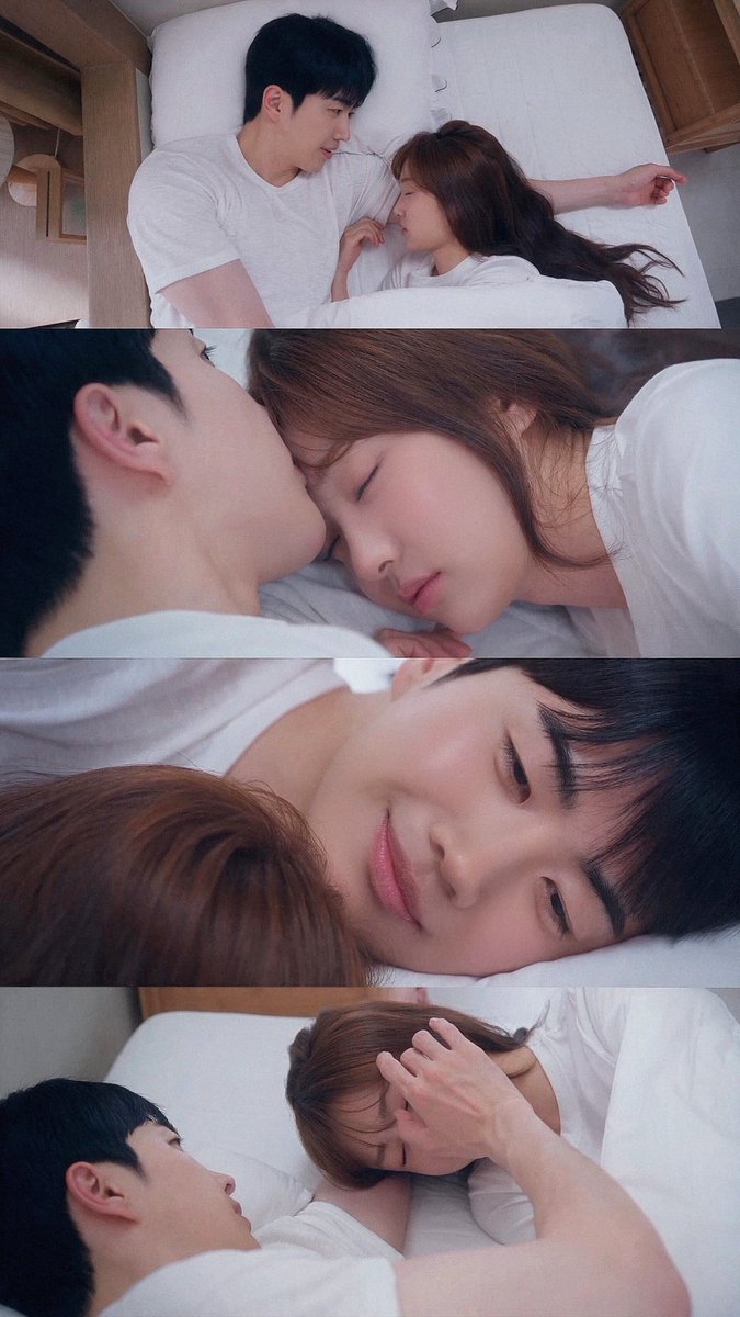 _silanaa's tweet photo. #MyBiasMyBoss: ep. 1 ✘ ep. 11 🦋💕 https://t.co/zF3JIr8cFJ