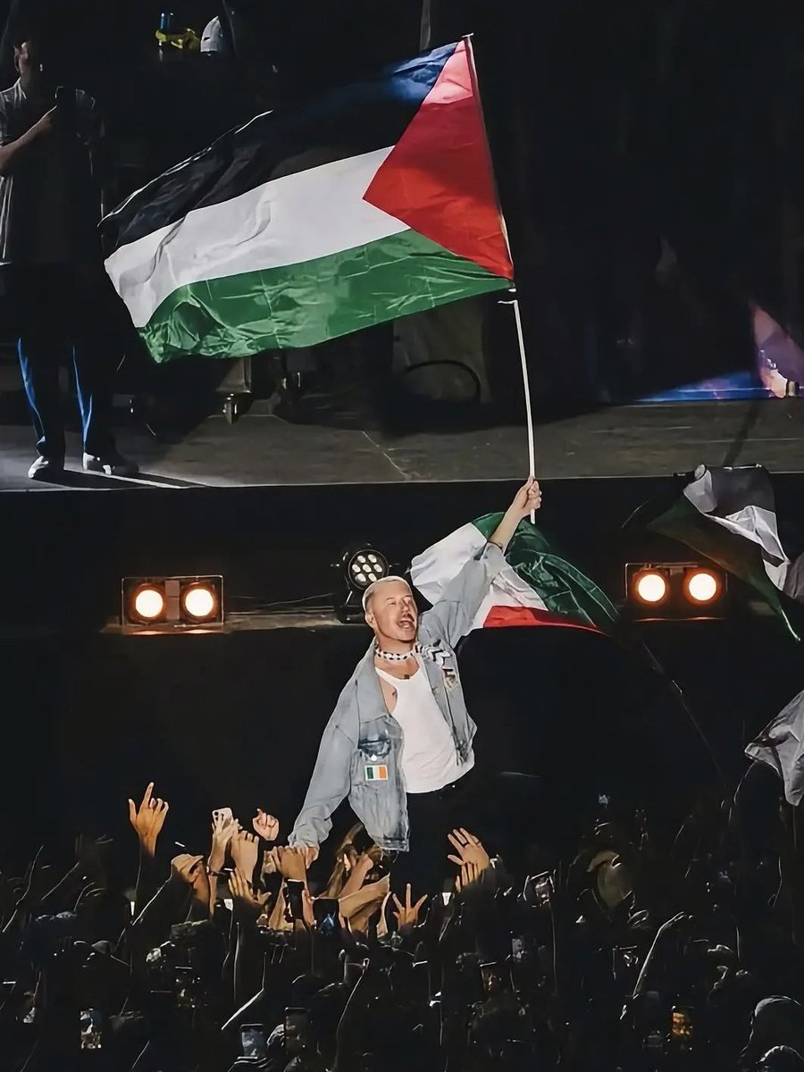 IrishUnity's tweet photo. “I have been so proud, of how my Irish brothers and sisters have shown up for the Palestinian people.”

- Macklemore https://t.co/4IYcbo58Bg