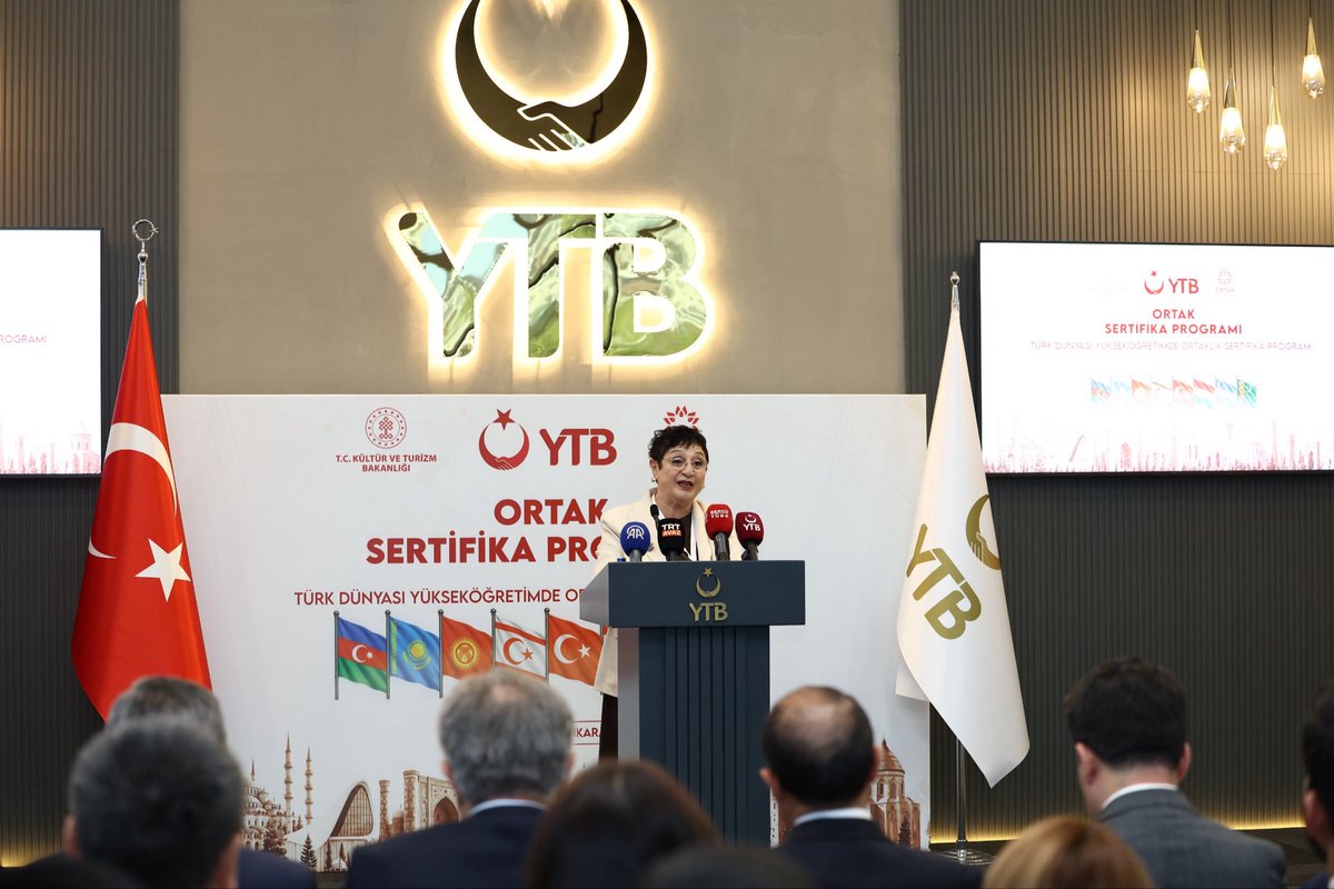 profsefikasule's tweet photo. Akademik Koordinatörlüğünü üstlendiğim @yurtdisiturkler tarafından hayata geçirilen
Türk Dünyası Yükseköğretiminde Ortaklık Programı (ORTAK) açılışını gerçekleştirdik🇹🇷🇦🇿🇰🇿🇰🇬🇹🇲🇭🇺🇺🇿.

Katılımıyla bizleri onurlandıran Türkiye-Özbekistan Parlamentolar Arası Dostluk Grubu Başkanı ve AK Parti Bursa Milletvekili @OsmanMesten16 başta olmak üzere tüm kıymetli konukların katılımı için müteşekkirim.

Ve elbette kıymetli Başkan @haditurus a, Başkan Yardımcısı Murat Kazancı’ya,  Akademik Danışman @drsuaynilhan a ve Koordinatör Servet Turan’a en kalbi teşekkürlerimi sunarım.
