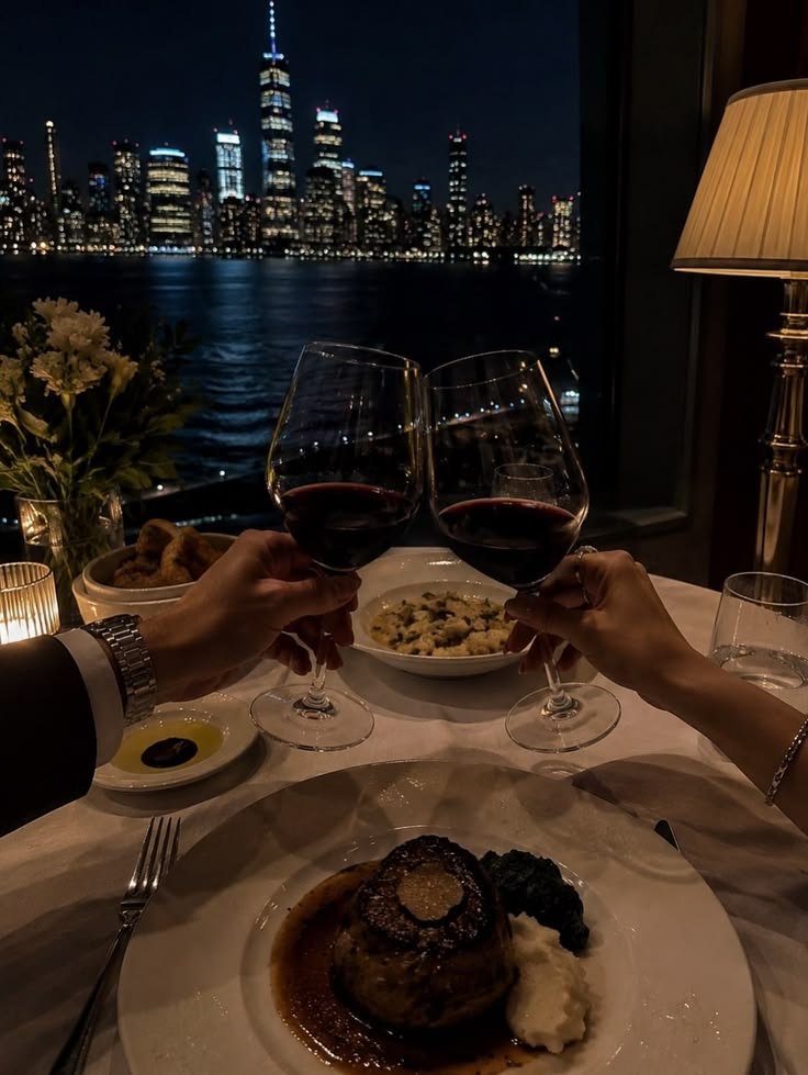 shayleighb27's tweet photo. On a date with @repbuckybarnes https://t.co/q6vTmPL6y5