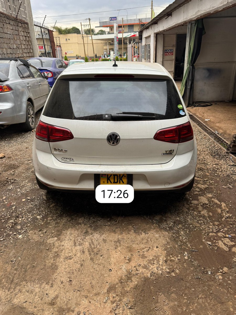 Quancho8's tweet photo. Deal🚨
Volkswagen Golf TSI Mk7
2015 model
1200cc Turbo
148k mileage
💰1090k
☎️0745097573 / 0782257521 https://t.co/H1AxPBP20w