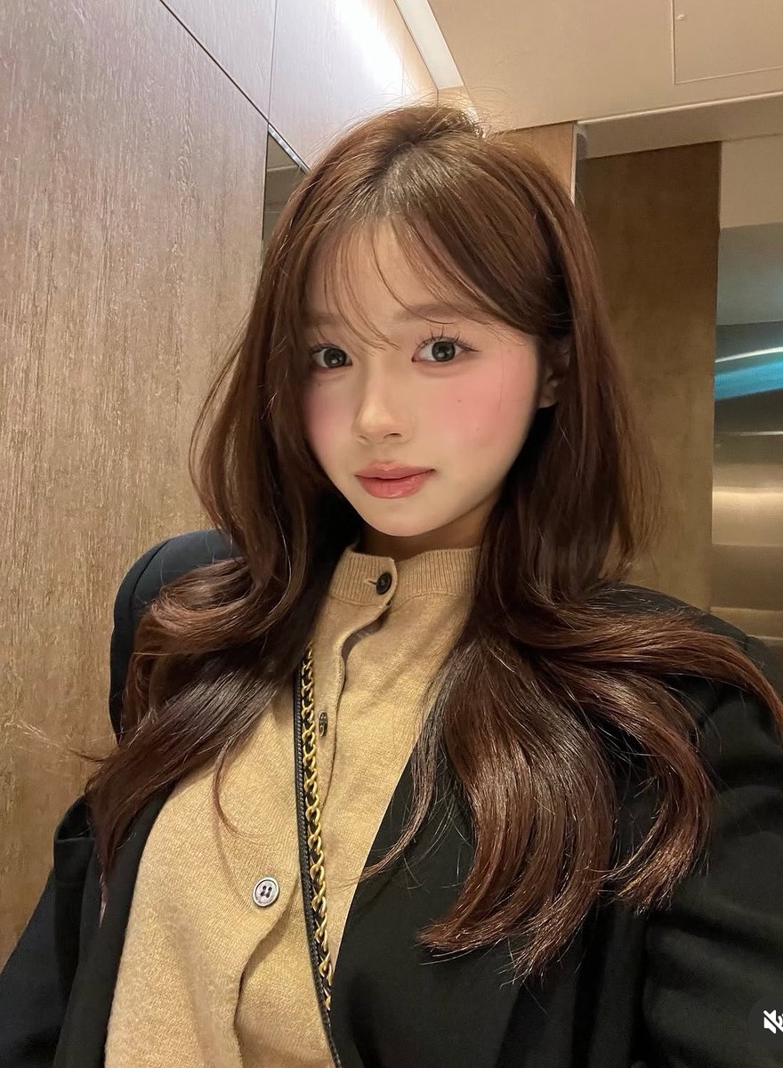 bibouroku_ch's tweet photo. インスタで流れてきたこの子美女すぎて眼福 https://t.co/SbCOJQqzqW