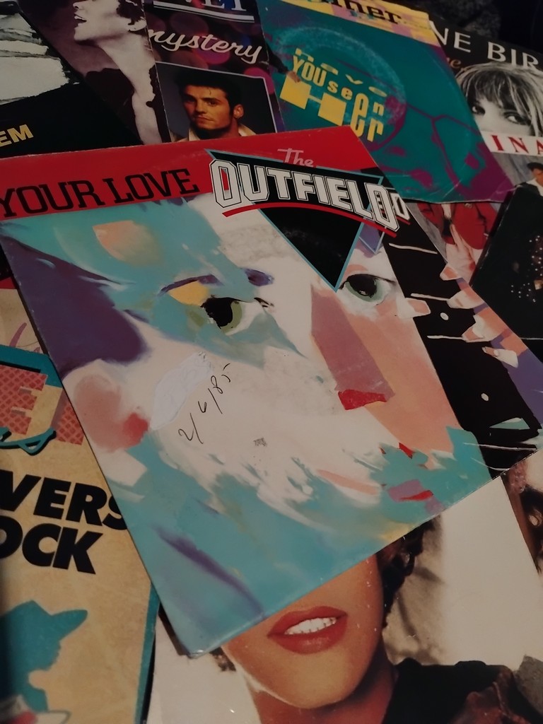 AFExploration's tweet photo. The Outfield - Your Love (1986)

#TheOutfield #1980s #80sMusic #Rock #PopRock #AOR #NewWave #PowerPop #CBS #45rpm #7inchRecord #GXML

Blogspot - https://t.co/pczmNGnkU4 https://t.co/gHFV1cbJzl