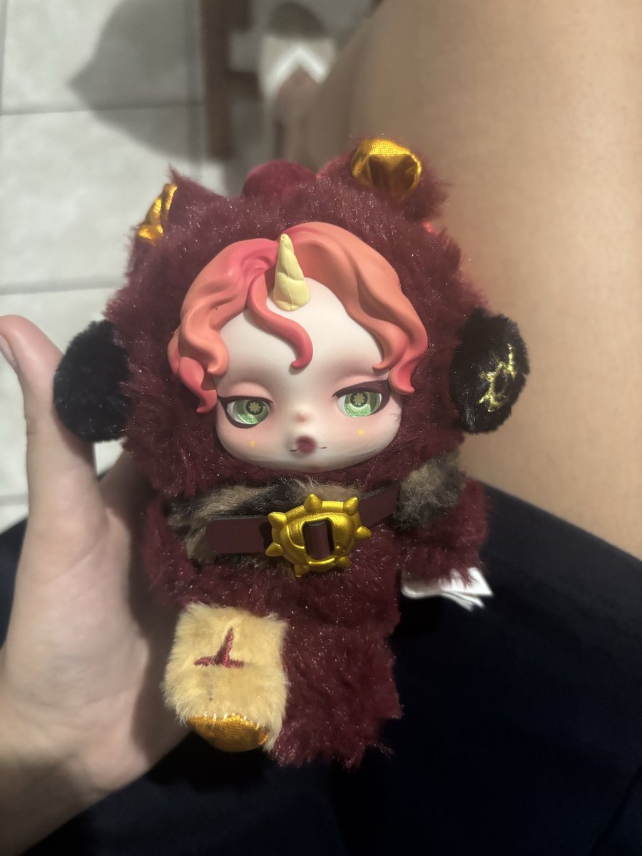 copostanleyrosa's tweet photo. tenho 20 anos
comprei a sunset shimmer labubu
sem pais ricos
não tive “sorte”
apenas coloquei uma meta e alcancei
disciplina, constância e prioridades https://t.co/DgVTb4qiUP