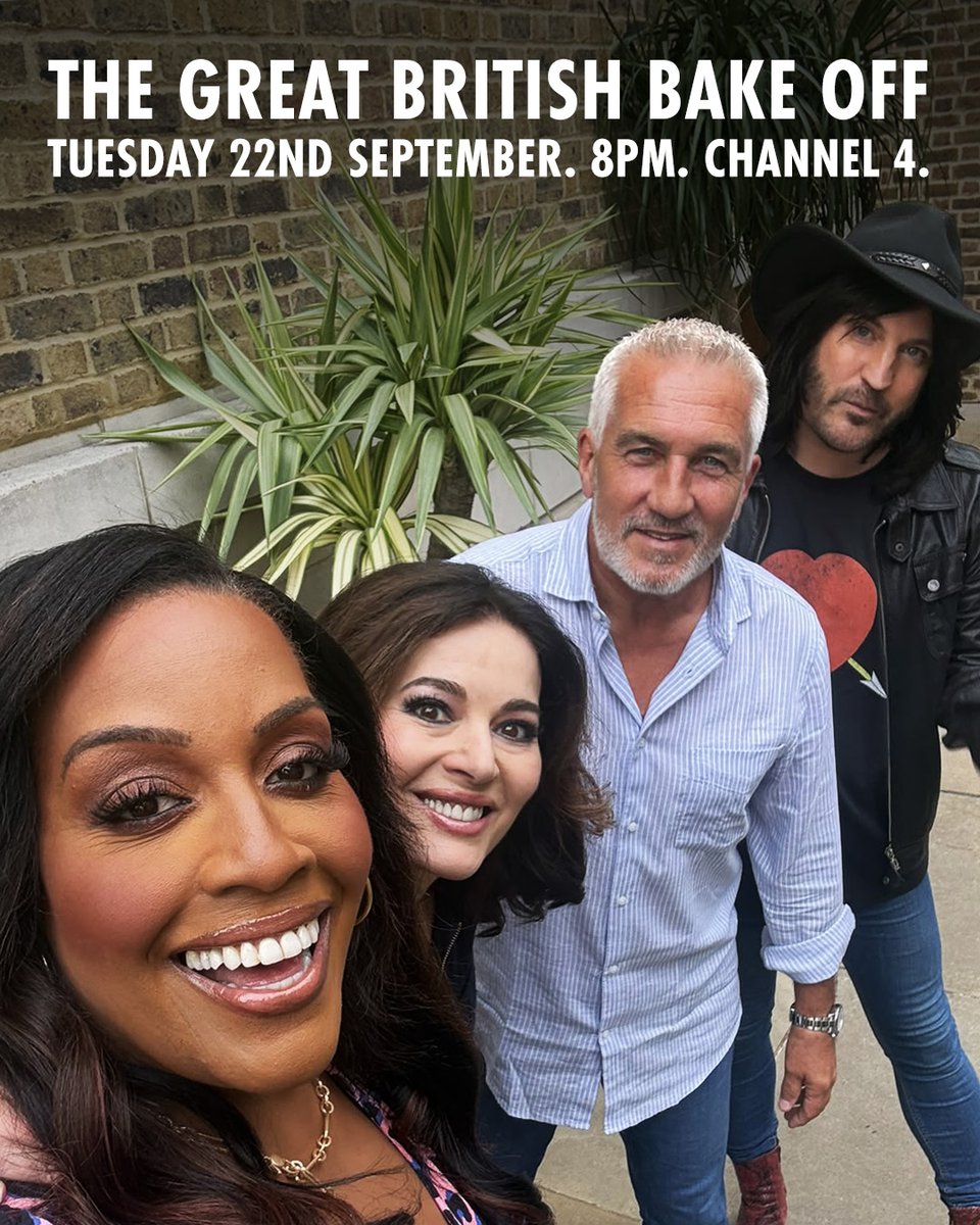BritishBakeOff's tweet photo. A little date for your diary...
Bake Off is back: Tuesday 22nd September. 8pm. Channel 4. #GBBO https://t.co/C9Gi8hhzZn