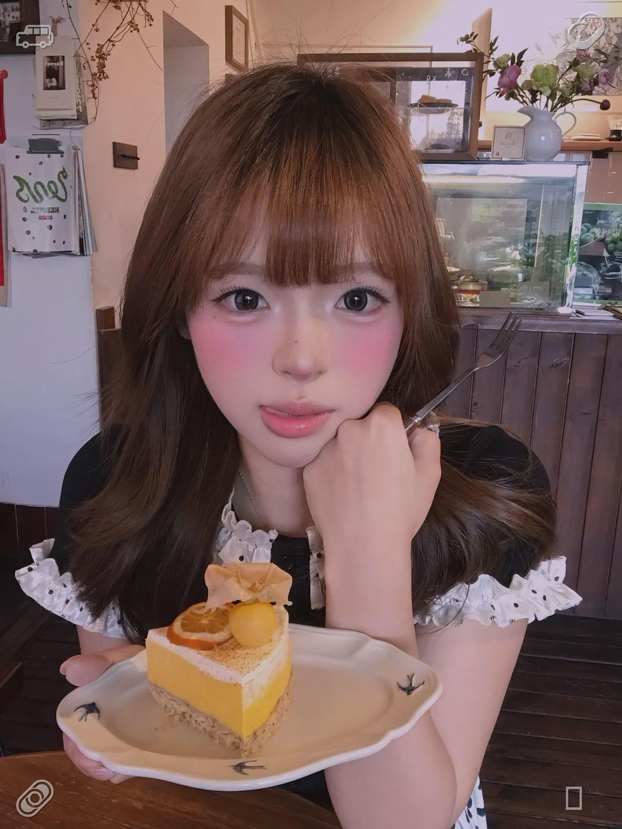 lishyen's tweet photo. Maintain a reward jar by adding coins each time you complete challenging tasks, then redeem your coins for small monthly indulgences. Jot down the reason behind every reward you give yourself, as this kind of tangible reinforcement helps you stay committed to your steady, everyd https://t.co/fQIPFXsUt9