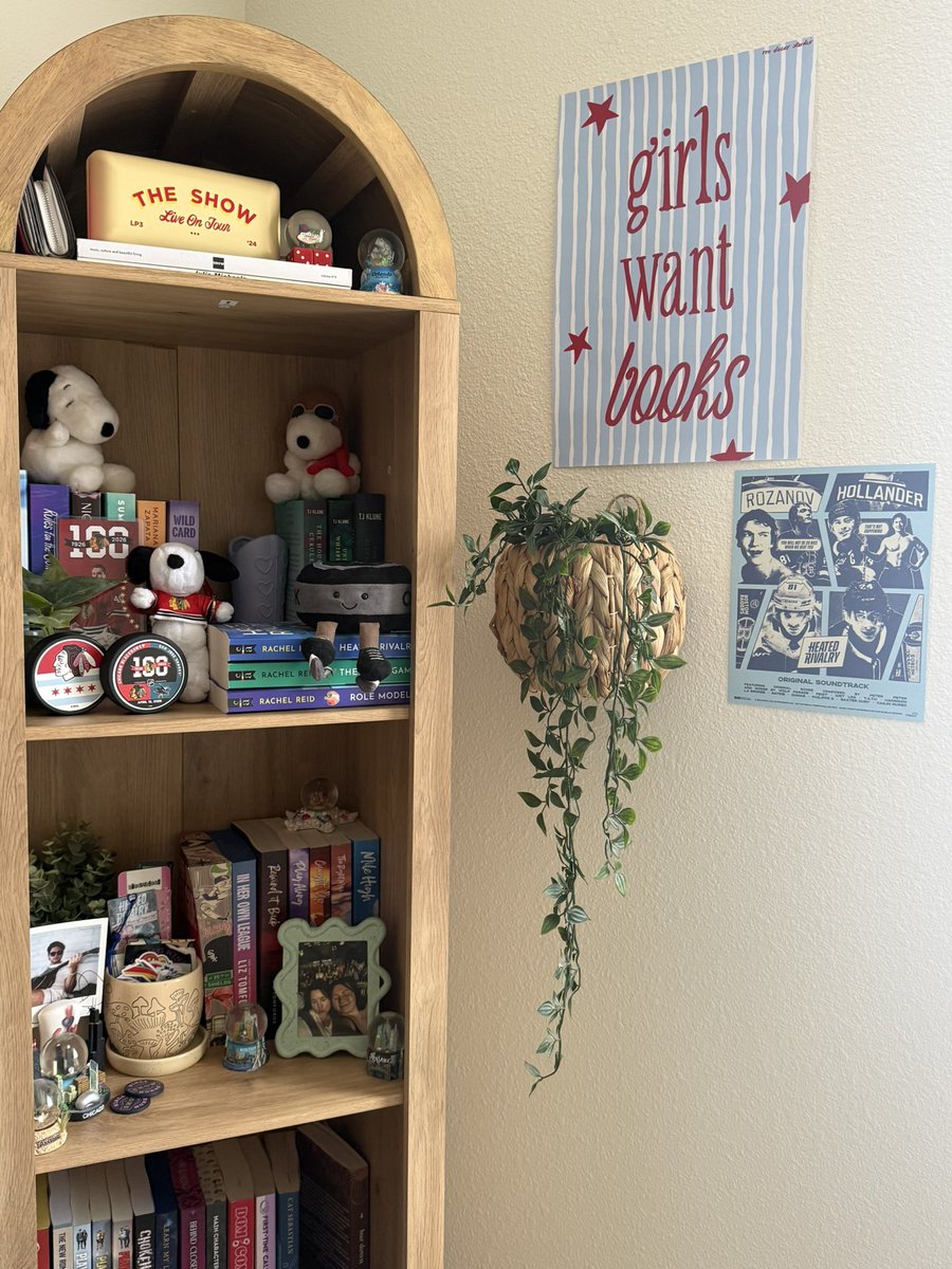 hellolovrs's tweet photo. baby’s first solo apartment 🥳 https://t.co/lOhg6vbkWm