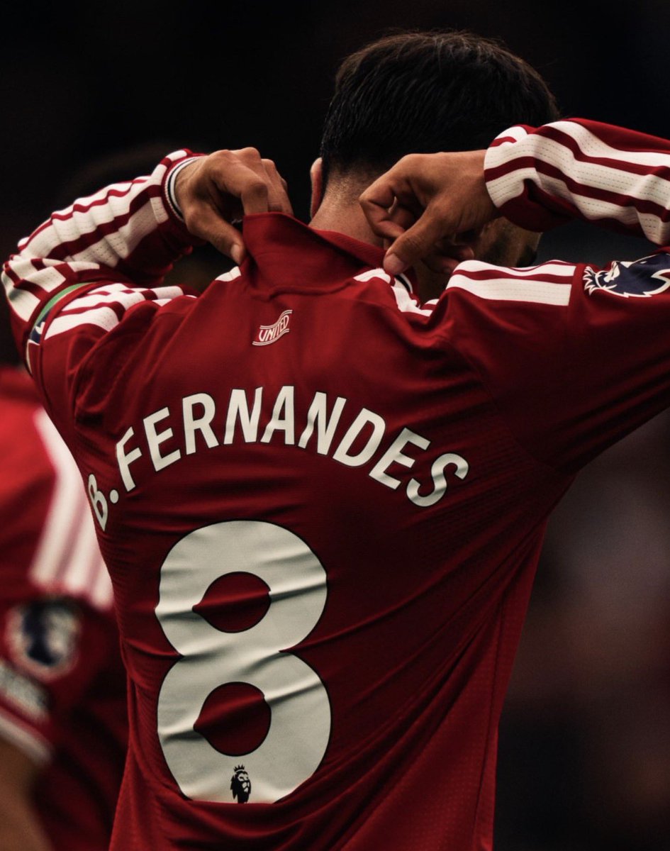 Utdtruthful's tweet photo. 🚨💣 𝐉𝐔𝐒𝐓 𝐈𝐍! Bruno Fernandes will be NAMED among the 2026 Men’s Ballon d’Or, officially revealed tomorrow. #MUFC [@SamC_reports] https://t.co/eVWN6CWnBH