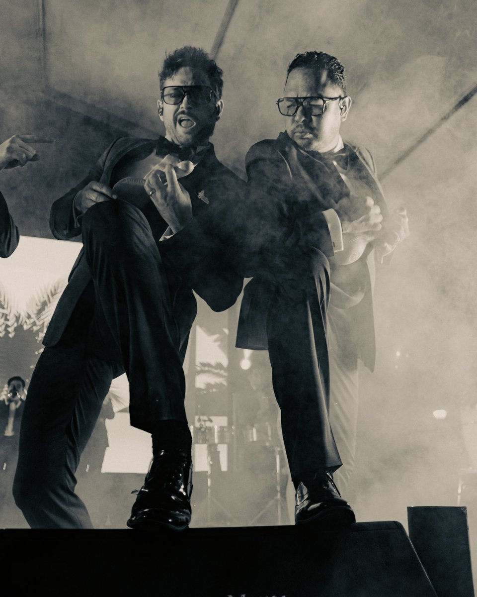 s_santanera's tweet photo. 🎶👀 ¡Familia Santanera, tenemos una pregunta para ustedes! 👀🎶
Este fin de semana… 🤔
¿En dónde creen que nos vamos a presentar? 🎺🥁❤️
Déjenos sus apuestas en los comentarios 👇😏
¿Quién le atina? ¡Los leemos! 🙌✨
#LaSonoraSantanera #music #show #tour #Conciertos https://t.co/0yCJ7ZhGTe