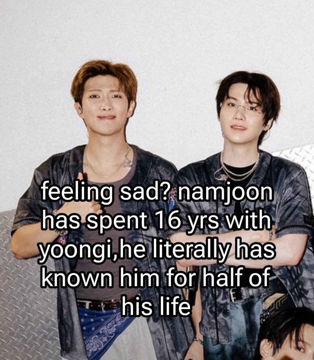 mhereonlyforbts's tweet photo. LIKE😭😭 https://t.co/yN7f1yMGTc