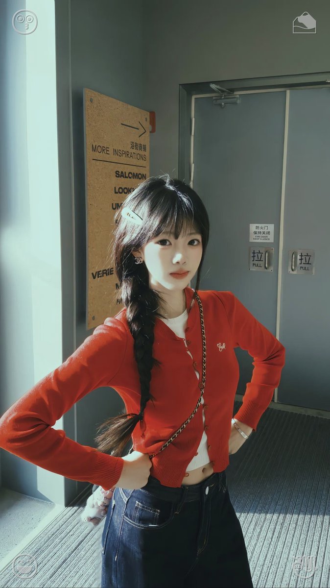 YUUTA_109's tweet photo. Lila chuckled and shook her head. "Honestly, I have no idea—I've never even tried surfing. I'd probably be awful at it. Still, I'd really like to give it a shot one day. Maybe once I've wrapped up a few of my designs. I want to pour that sensation of riding the waves into my c https://t.co/ejAMgPkD9t