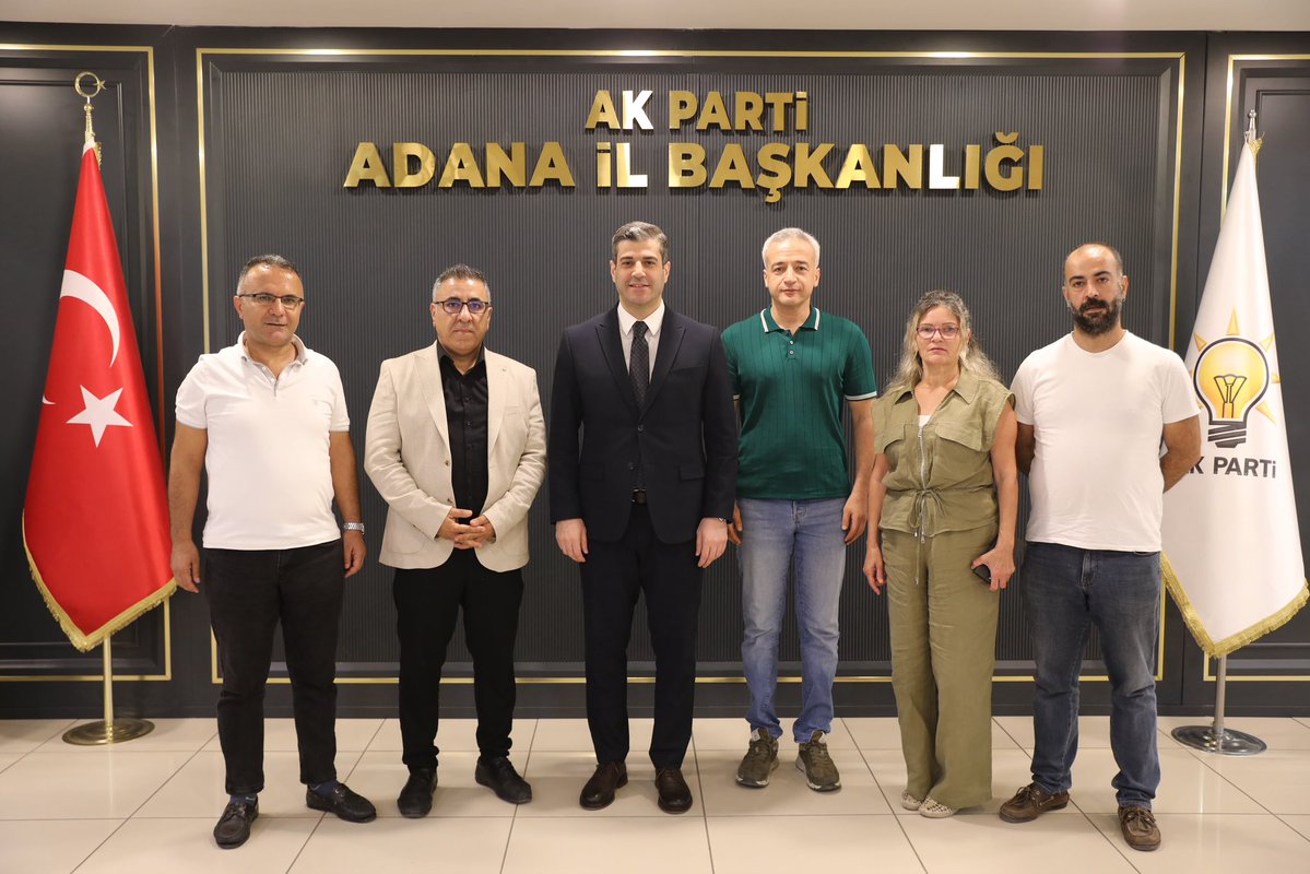 avmustafaozkan's tweet photo. Adana Sivaslılar Sosyal Yardımlaşma ve Dayanışma Kültür Derneği Başkanı Sn. Erkan Şahin ve beraberindeki Yönetim Kurulu Üyelerine nazik ziyaretleri için teşekkür ediyorum.

@omerrcelik @abuyukgumus @yahyacelik_ @ozmehmetemin https://t.co/XirH7OciMN