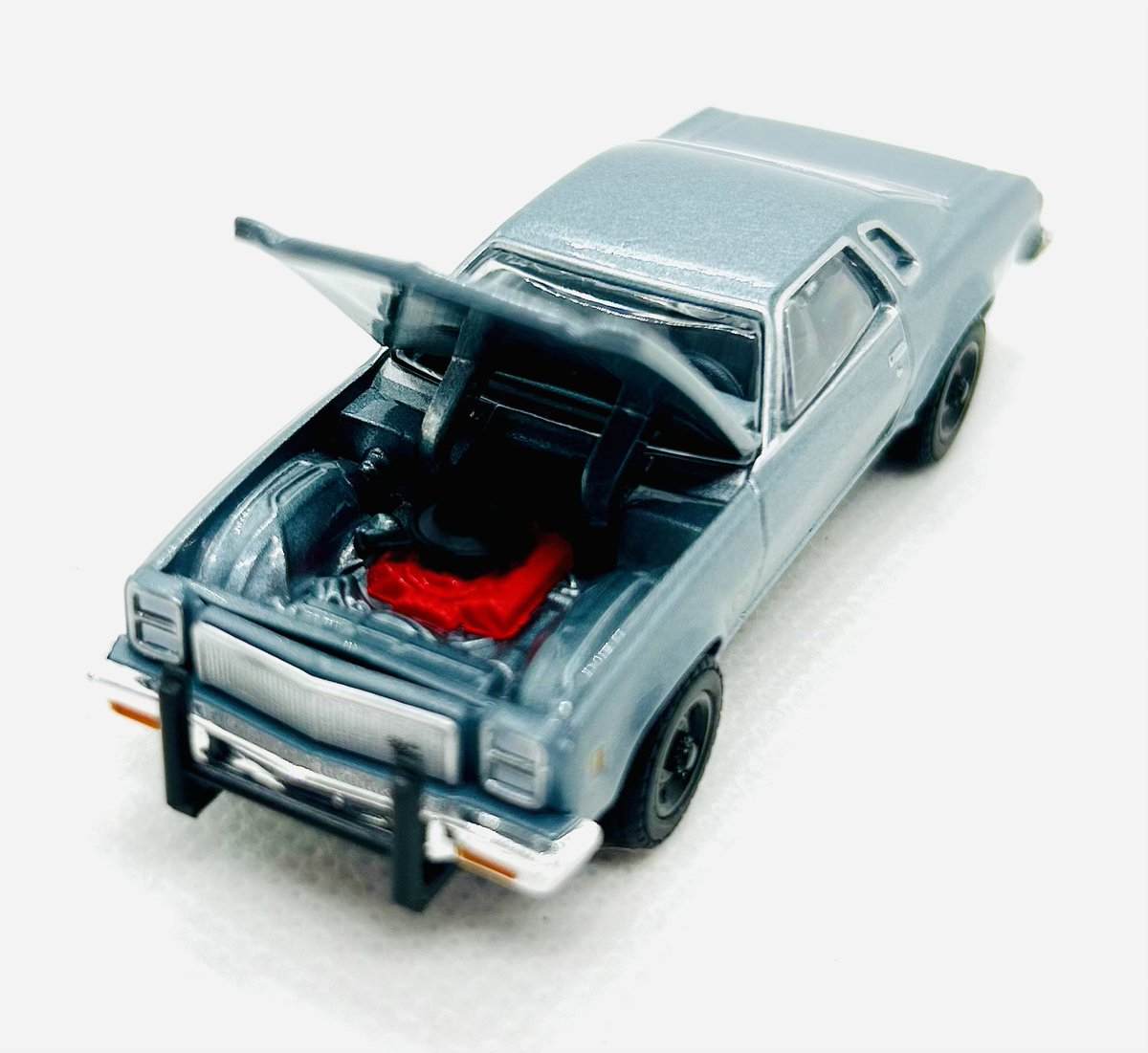 flywheels's tweet photo. Greenlight Garbage Pail Kids: 1977 Chevrolet Chevelle Malibu Classic - Sawyer Anything

Another great GPK 1:64 diecast ride poking fun of the awesome “Say Anything” movie staring John Cusack. https://t.co/fvu0nLOS3K