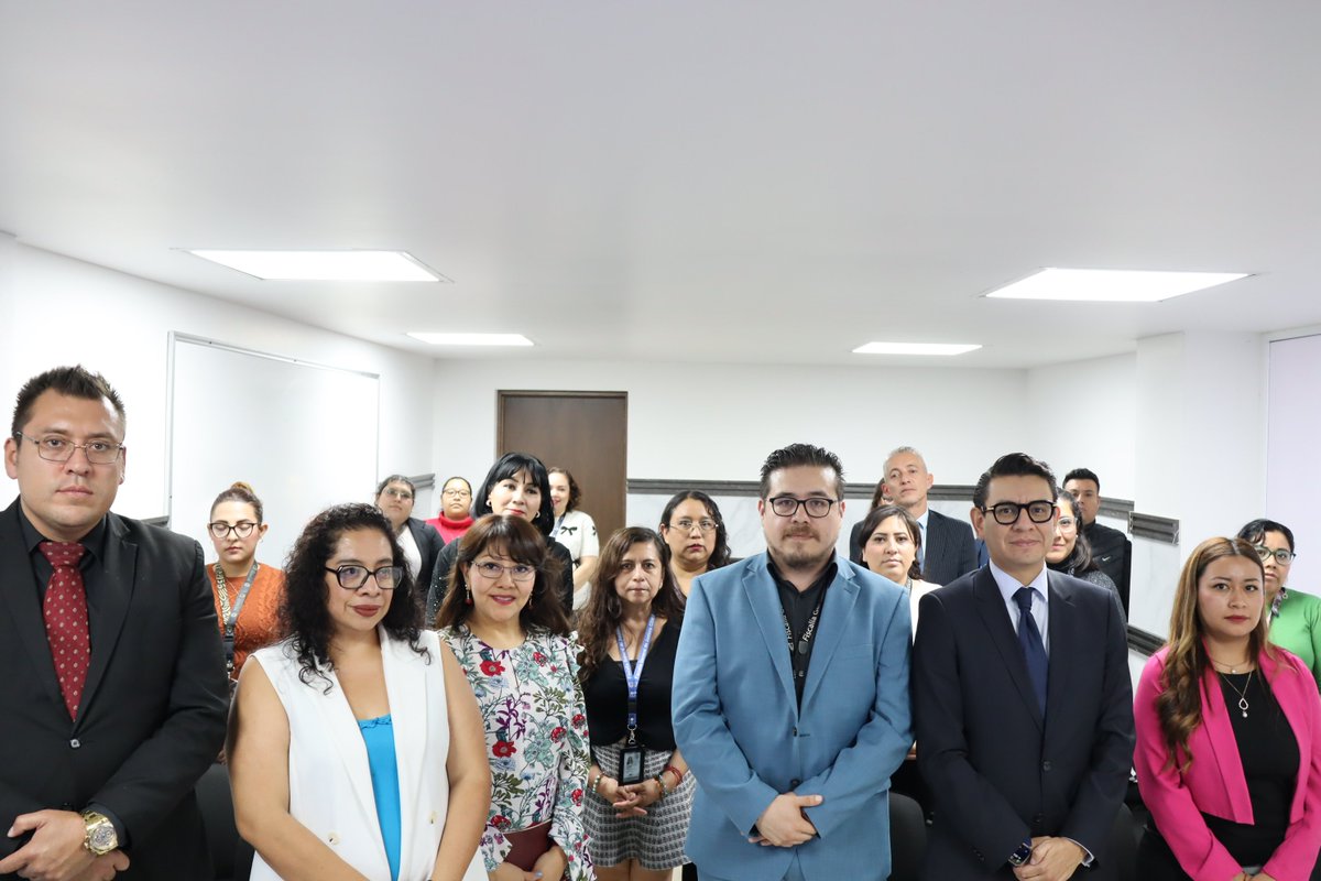 IFP_CDMX's tweet photo. El #IFPES, casa de estudios de la @FiscaliaCDMX,  imparte el cuso "Atención especializada a grupos vulnerables”, con estas acciones se contribuye a fortalecer una @FiscaliaCDMX  que brinda atención cercana, respetuosa y con enfoque de derechos a todas las personas. https://t.co/MxlQCCIZWH