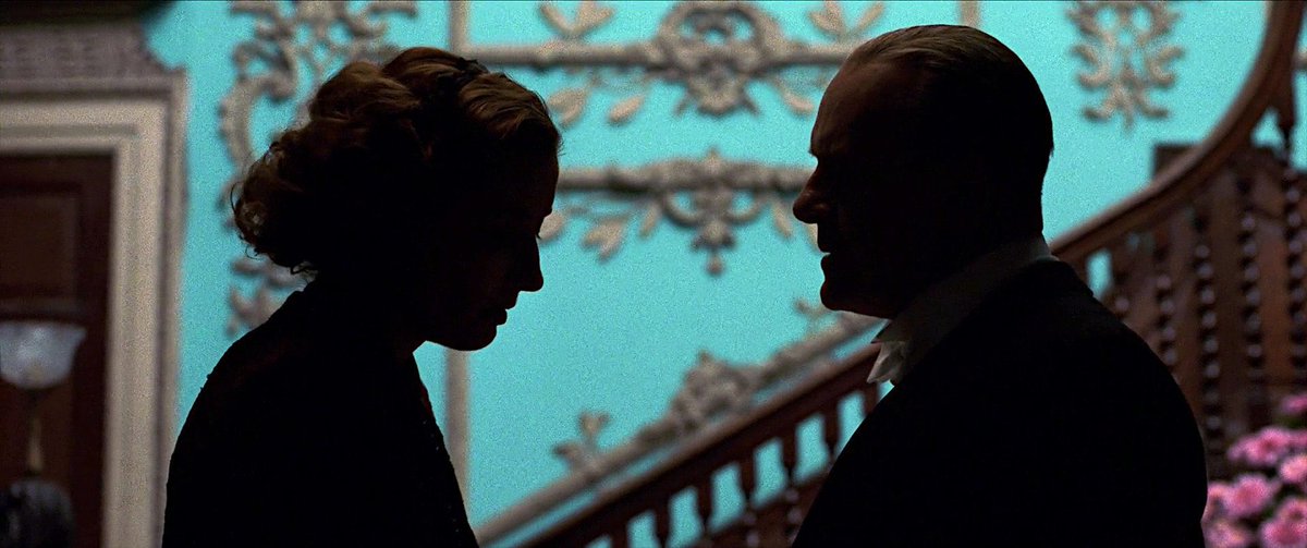 KarineMDonelle's tweet photo. Revu Les Vestiges du jour de James Ivory, subtil portrait d'un homme qui a renoncé à vivre pour consacrer son existence à servir un lord qu'il voulait croire meilleur que lui. Sous la froideur apparente la violence des sentiments et des regrets qu'on dissimule. Sublime. Déchirant https://t.co/kzsejFEDvc