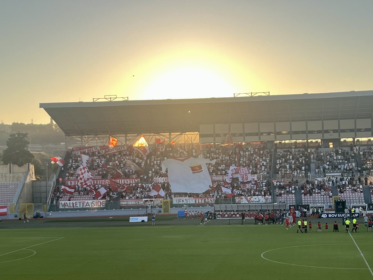 michi_tours's tweet photo. SupeCup auf Malta. Valletta FC gegen Floriana FC. Sehr schönes Stadion , Blasmusik auf den Rängen sowie Support- wenn auch nur seitens Valletta FC🇲🇹⚽️ https://t.co/FeyNeh8kkS