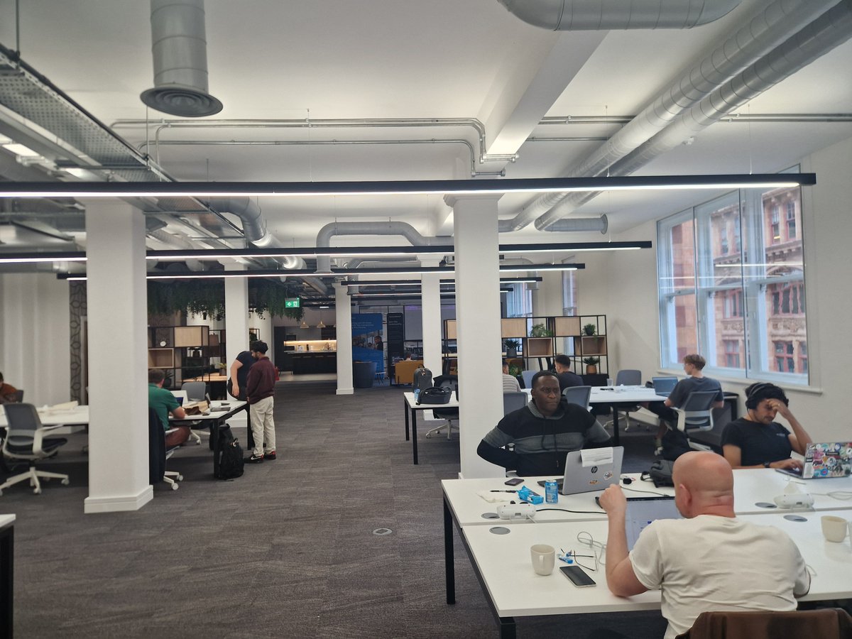 thepipegdao's tweet photo. Last week, we joined Frontier Fridays 🤠 in Manchester!

A great day connecting with people across the city’s tech community, 
sharing what we’re building at PIPE gDAO and hearing about some of the exciting projects happening across Manchester.

Thank you for the invite! https://t.co/nI68MKjr4d