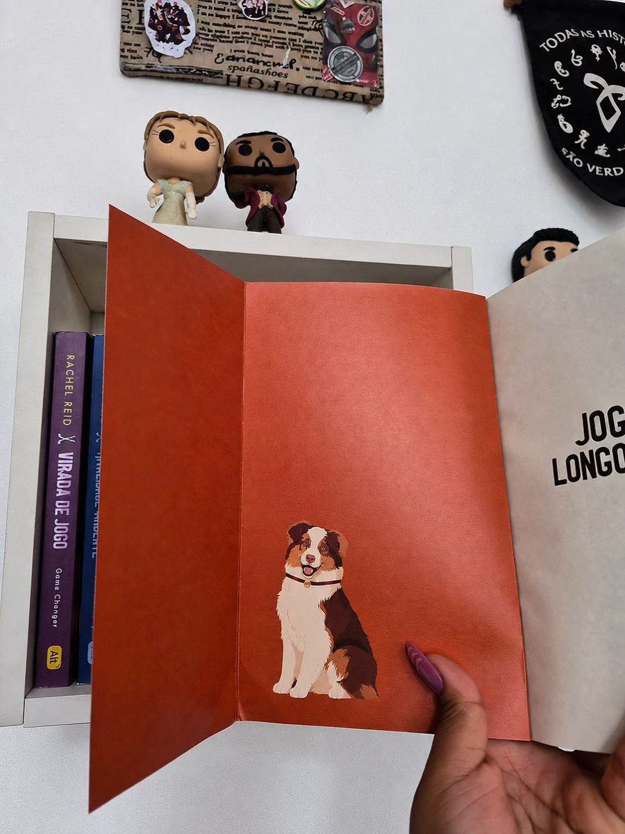 eareover's tweet photo. AAAAAA chegou Jogo a longo prazo aqui em casa e é taoooo lindo 🥰🥰🥰 ainda tem a princesa Anya 🐶 https://t.co/hINuRNCiic