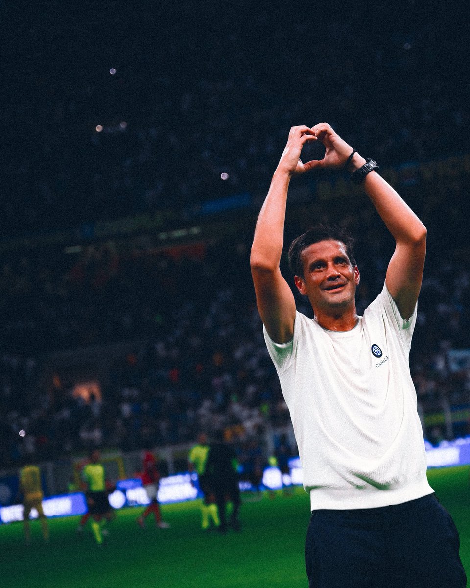 brain_footballl's tweet photo. Inter 3 - Napoli 2
Me encantaron los 60 minutos del Napoli,Pero Allegri quiso proteger el resultado y acabo sin sumar, Chivu con los cambios remontó,Este Inter juega de memoria y volverán a ser campeones,cuando meten la sexta marcha son muy superiores al resto https://t.co/KFc9aOOszT