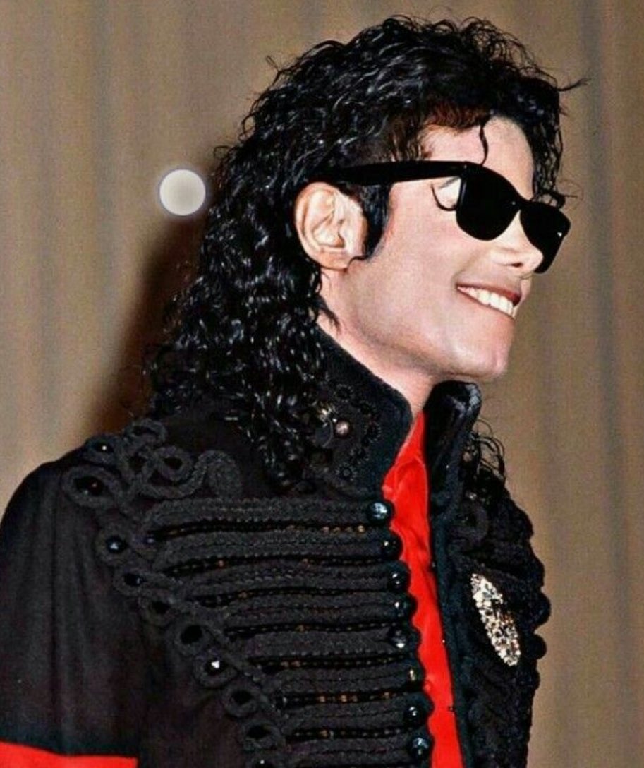 chartradar_'s tweet photo. Michael Jackson is currently the artist gaining the most followers on Spotify, averaging over 80K new followers daily. https://t.co/sVBQxlzF8L