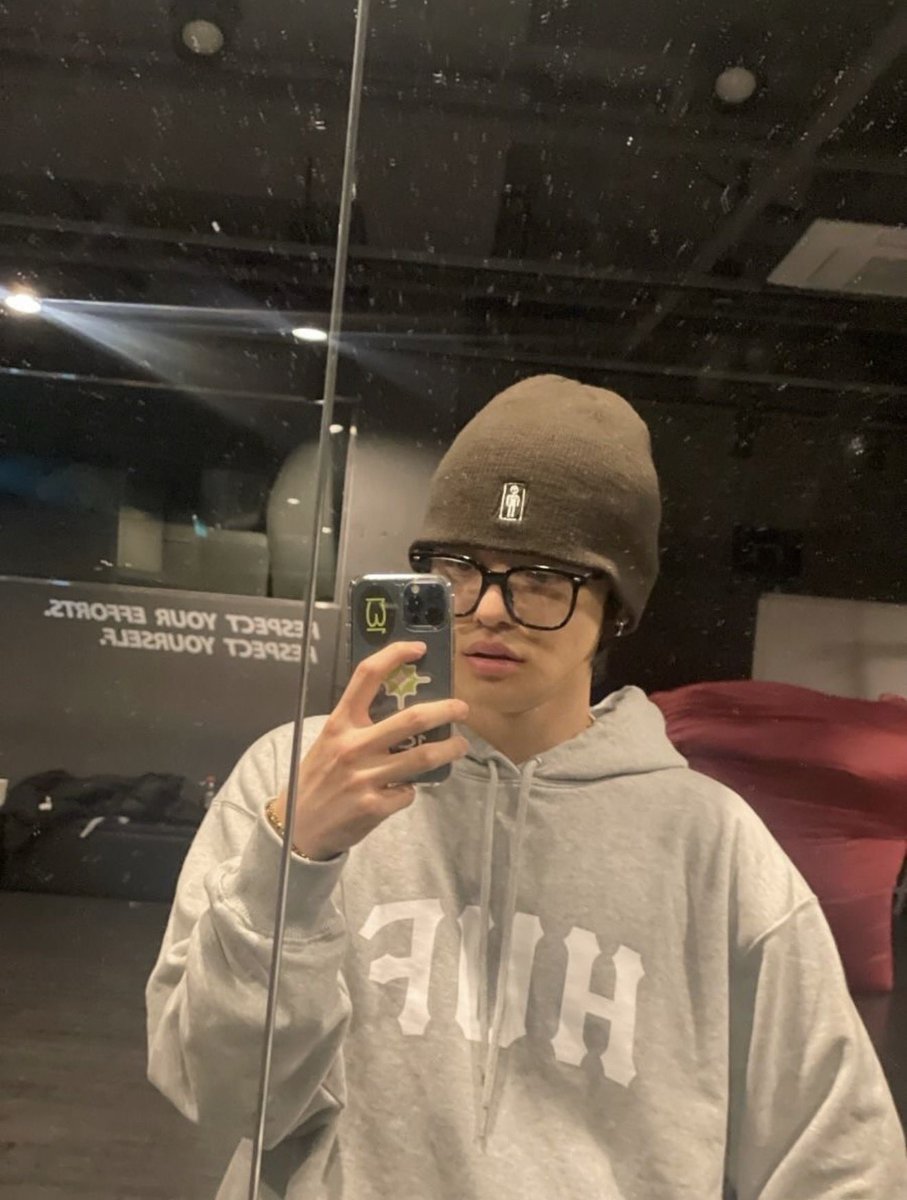 Leozitems's tweet photo. .
🦁👕
HUF 
ARCH LOGO HOODIE [GREY]

₩ 89,000

#LEELEO #이리오 #리오 #HUF https://t.co/1UhlYsAFGe
