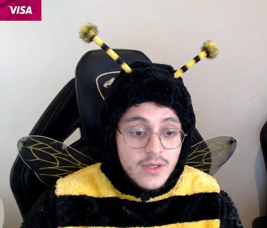 KRUesports's tweet photo. El objetivo de KRÜ para 2027 es polinizar lo máximo posible, expandir nuestra colmena a otras áreas y seguir competir. 🐝 https://t.co/FLv82yVv7s