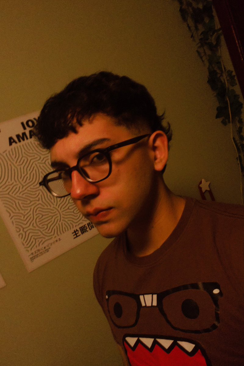 electrz666's tweet photo. eu //meu main no lol 

skin morango do amor e a maioral https://t.co/swaARl1CN1