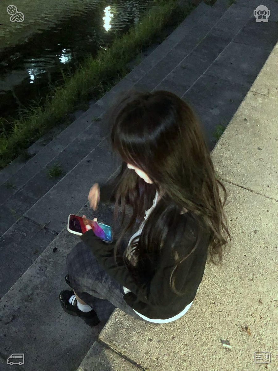 KAORI88270823's tweet photo. She exited the workspace, pulling the door shut as she went. Clara and Liam exchanged glances in the quiet that followed. Though they had edged nearer to their objective, both understood the most challenging phase lay before them. The line advances, and so do we—moving ahead to https://t.co/rhKX4hzaZG