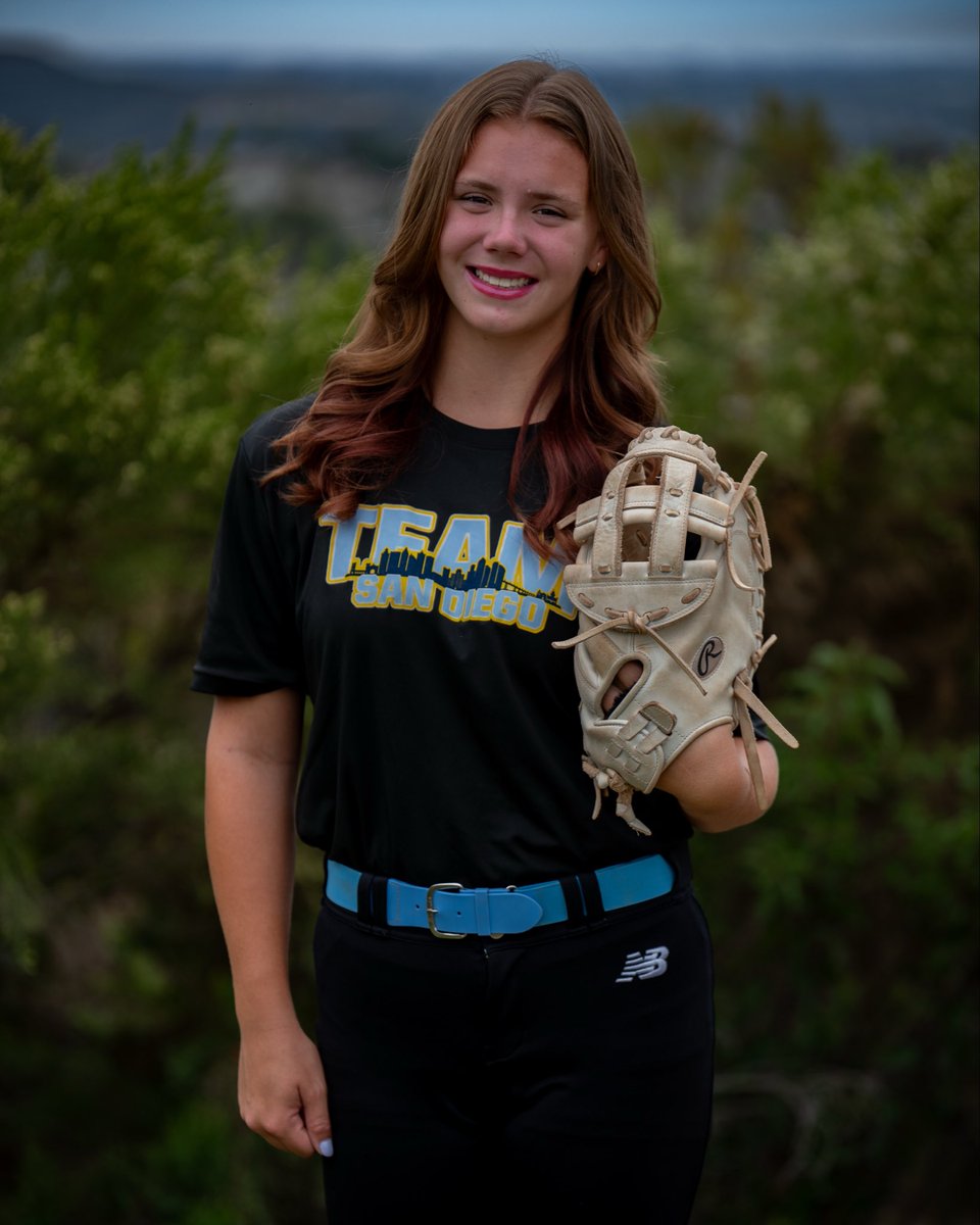 devonabbott2029's tweet photo. Fall season 🔜🔜💙 https://t.co/Cf7oK0D0nr