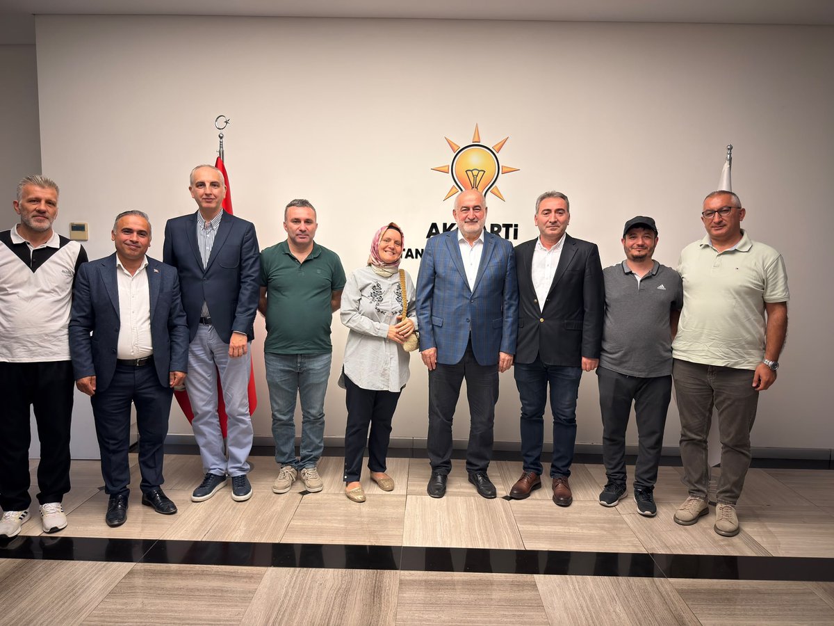 stajcirak3434's tweet photo. İSTANBUL’DAN ADALET VE ÇÖZÜM ÇAĞRISI ⚖️
@AKPartiTBMMGrup @Akparti @RTErdogan @akpartiistanbul @abdullahozdemir @AKIstanbulSPB @OmerLutfiAri @avcilarakparti @AvGurkanAksoy @MimEmrahParlak @CakirMikayil @cetinkaya_salim @MustafaY_K @abalin @AkpartiArnvtky @RYagar @eminkaankaya @FatihKaraismail @kasimfirat @dvrnyalcinkaya @Muhmmtvanlioglu @Hibrahimkursun @srkplt @yildirimturan @AvAhmetKuran @Mehmetacar53 @ismailerguness @ImdatKamac @TahaSaricaoglu @akozkanaydugan @orhan_kahya @Behadir @haydargoksoy @Sarikaya0zer @serefcolak @ayhanusdi @burakcifci34 @fatihsirmaci @FeyzullahTORLAK @erdoganakgull @sami_barlas @mnecatiisik

İstanbul Derneğimiz ve kıymetli yönetimi, staj ve çıraklık sigortasından kaynaklı geçmişten günümüze uzanan ve hâlen devam eden hak kayıplarımızı dile getirmek üzere AK Parti İstanbul İl Başkanlığı’nı ziyaret etmistir.

Gerçekleştirilen görüşmede, yaşanan mağduriyetlerimiz ve çözüm önerilerimiz karşılıklı istişareyle ele alındı.

Nazik ev sahipliği, samimi yaklaşımı ve sorunlarımızı dinleyerek istişarede bulunan AK Parti İstanbul İl Başkan Yardımcısı Sayın Ömer Lütfi Arı Bey’e teşekkür ediyoruz.

Bizim talebimiz nettir: Yıllardır süren bu mağduriyet, mahkeme koridorlarında değil; TBMM’nin iradesiyle, hakkaniyetli ve kalıcı bir yasal düzenlemeyle çözüme kavuşmalıdır.

Geçmişin mağdurları olan bizlerin hakkı teslim edilmeli, aynı mağduriyetlerin gelecek nesillere miras kalmasının önüne geçilmelidir.

Artık söz değil, çözüm bekliyoruz.
Çözümün adresi TBMM’dir.
Yargı Tescili Yaptı
#StajyerçırakGeçersizSigortaylaKandırıldı