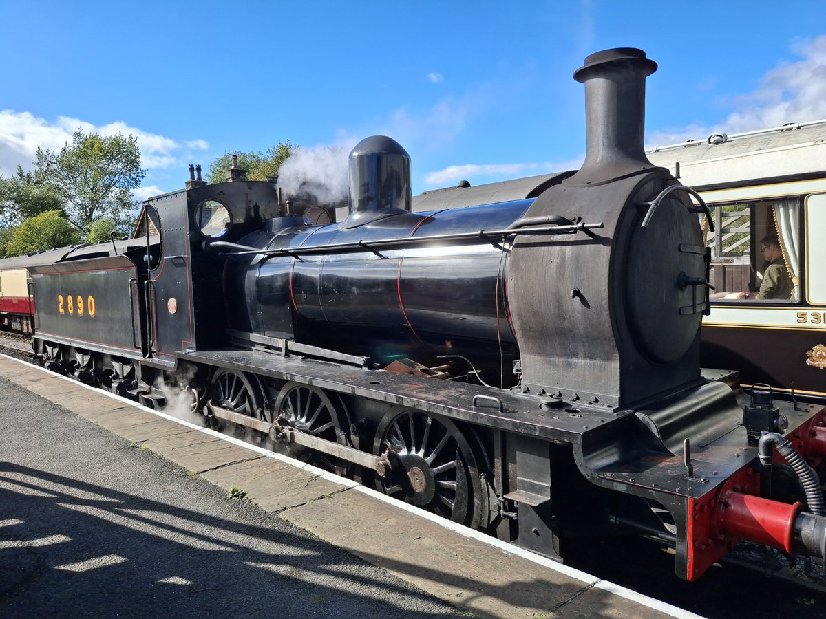thomas_adderley's tweet photo. 2890, 47298 &amp; 31452 Embsay &amp; Bolton Abbey Steam Railway Branchline Weekend &amp; Beer Festival Part 2. https://t.co/EEdC65yP6w