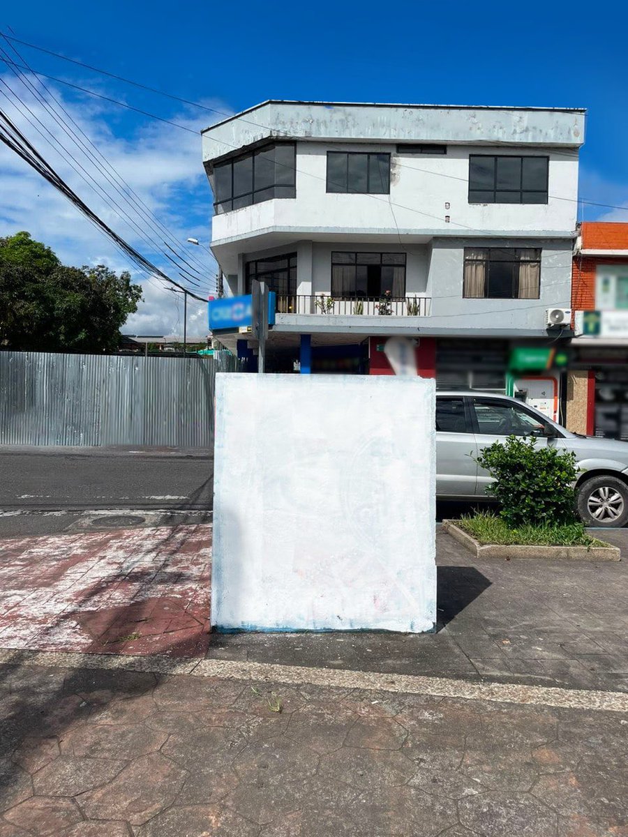 CNTinforma's tweet photo. 🎨 Una nueva imagen para nuestros espacios.

Como parte de “Macas de mis colores y arte urbano”, uno de nuestros armarios ubicados en la Plaza Cívica fue intervenido por talento local, convirtiéndose en una pieza que aporta color, identidad y vida a este espacio de la ciudad. https://t.co/IbzMYnFm5Z