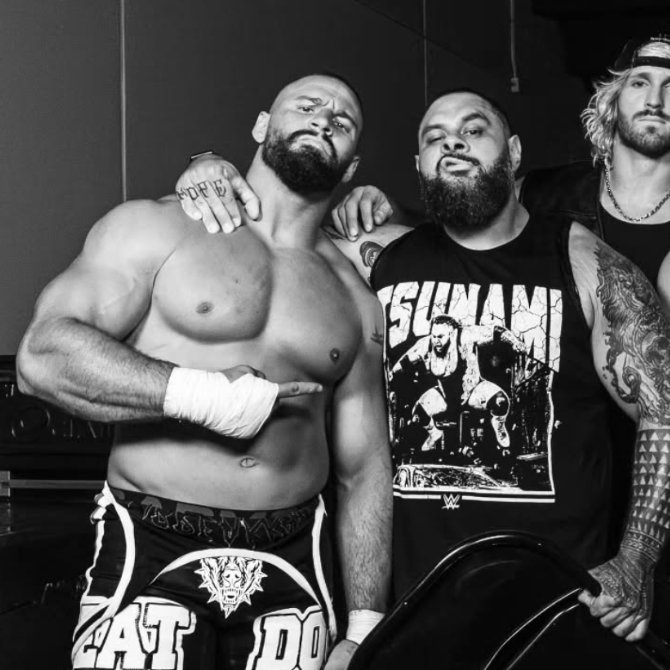 wildbron1's tweet photo. BIG BRO

                    is back. https://t.co/3Q0uCKKuWj