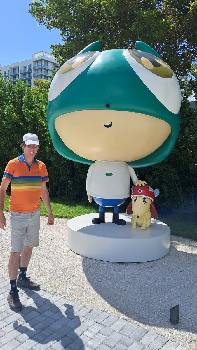 BlogFelizExito's tweet photo. En el Design District de Miami https://t.co/Qslt4giy3b