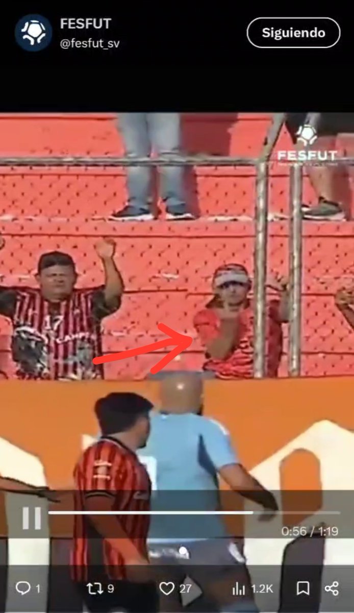 FocusAlbo's tweet photo. Y contra el estadio que sanción van a poner, por aficionados haciendo señales de provocación??? https://t.co/vmbtnBf8JG