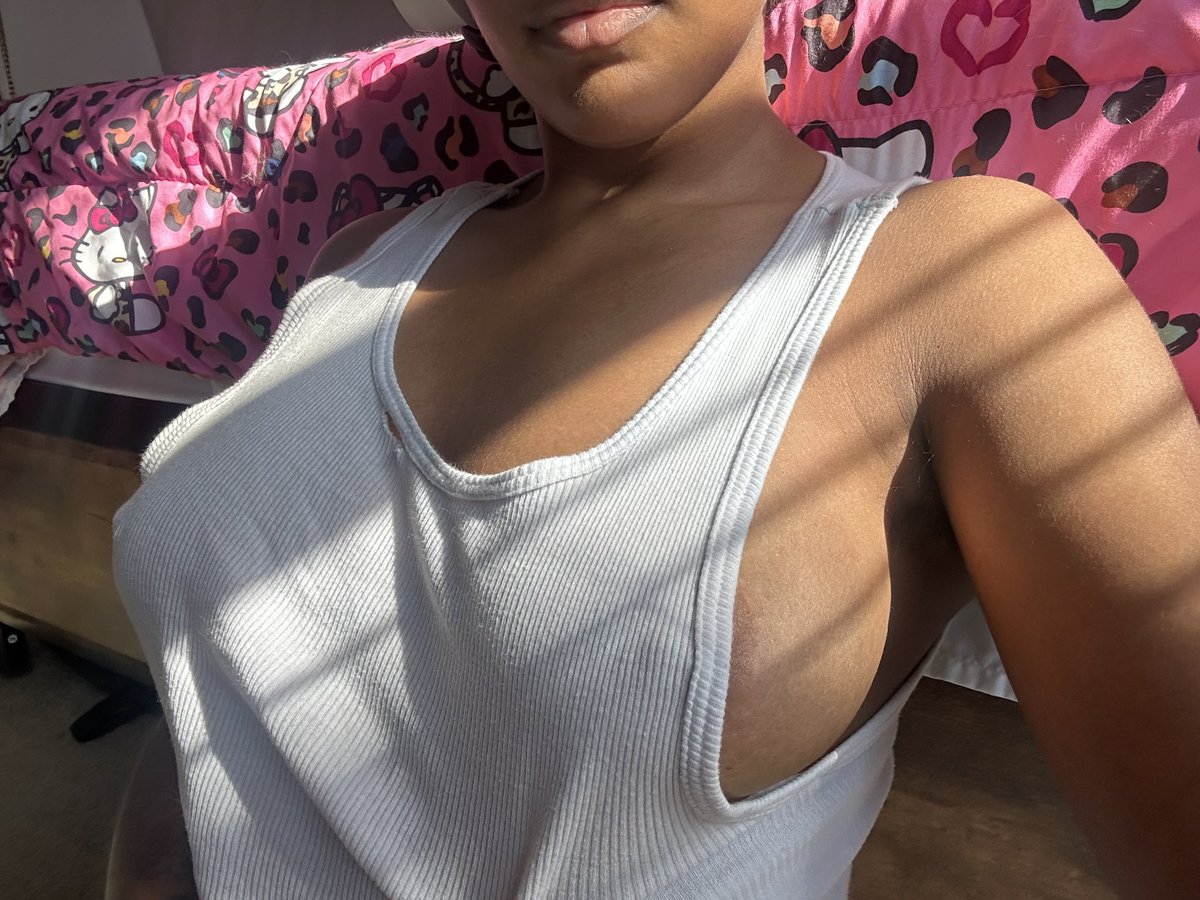 Gavimileywet's tweet photo. this a good fit? https://t.co/ocfmiEqQBI