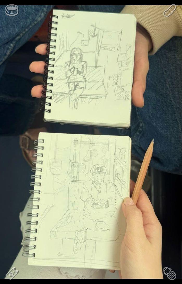 BigExBoy's tweet photo. I continue riding until I reach a compact lighthouse perched at the peninsula's tip. After securing my bicycle, I ascend the staircase to the summit, where sweeping vistas of the sea and the village beneath unfold before me. The sight is truly awe-inspiring. 🪕All items are fini https://t.co/i4AcORMGWV