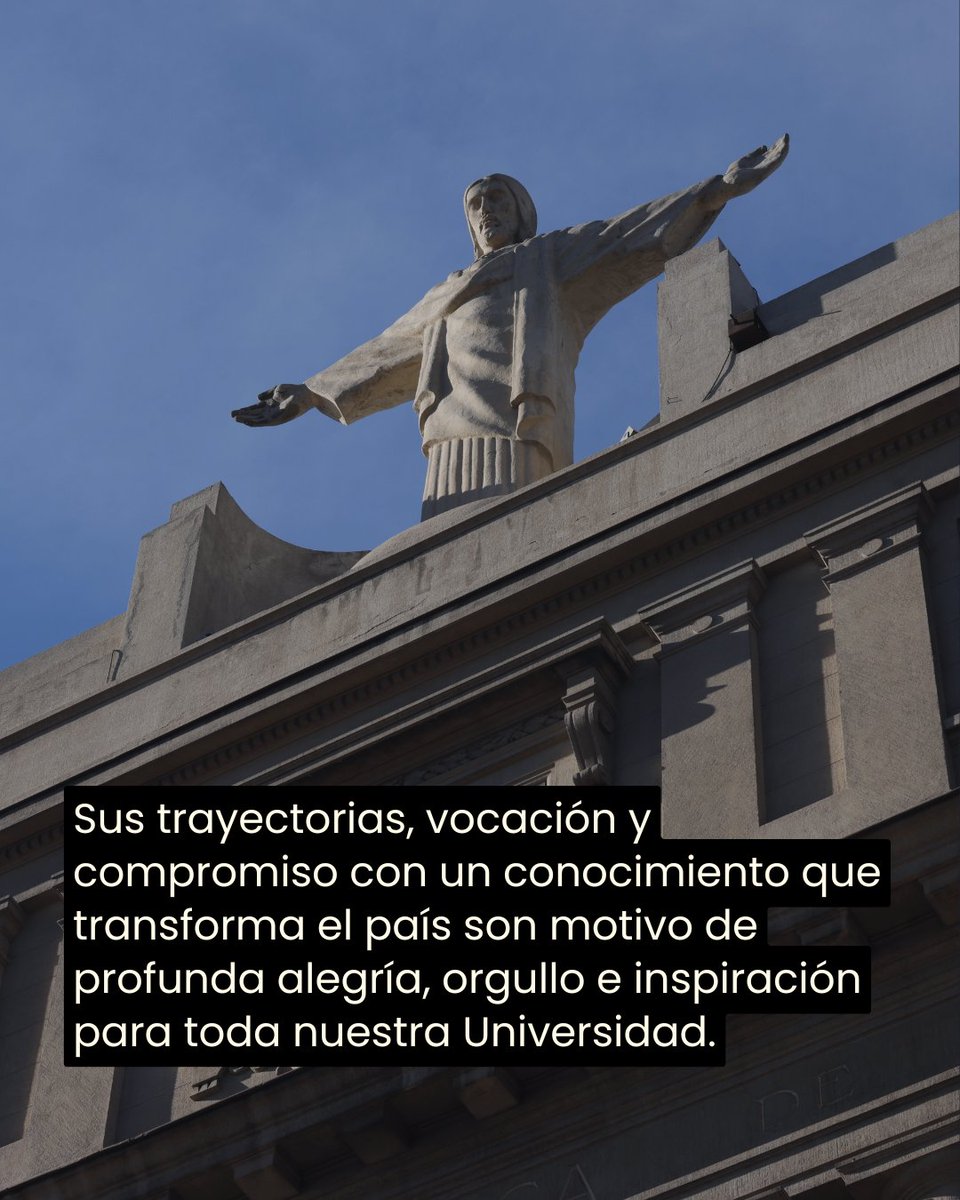 ucatolica's tweet photo. #OrgulloUC | Dos Premios Nacionales, dos trayectorias que han contribuido a transformar Chile desde el conocimiento.

🌿🐝 Gloria Montenegro, académica UC, recibió el Premio Nacional de Ciencias Aplicadas y Tecnológicas 2026 y se convirtió en la primera mujer en obtener este reconocimiento.
📚 Ana María Stuven, quien desarrolló parte importante de su trayectoria académica en la UC, fue distinguida con el Premio Nacional de Historia 2026 por su aporte a la renovación de la historia política e intelectual chilena.

¡Felicitaciones a ambas! 💛💙