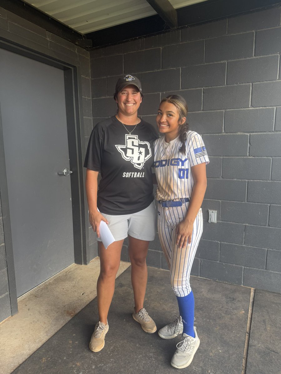 Kaidence01's tweet photo. I want to thank Coach Lynn and her coaching staff  at southwestern university for hosting such an amazing camp!! #pirates @CoachLynnSUSB @11ksanford https://t.co/cxR9dUP49X
