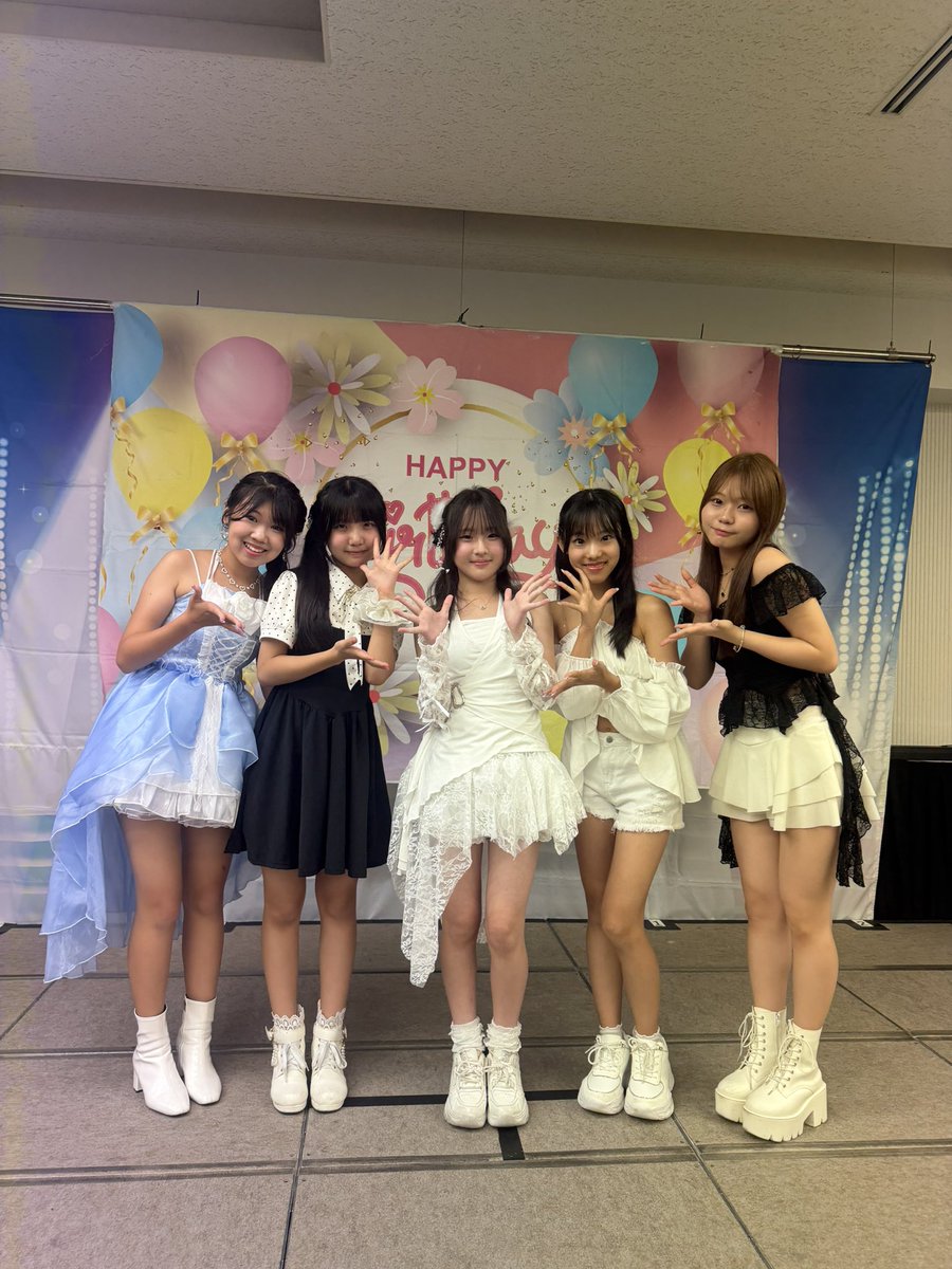 momorando1112's tweet photo. さやちゃんの生誕祭🎂‼️
さやちゃん改めてお誕生日おめでとう🎉
皆さん写真撮ってくれてありがとう✨️

@38shaya0918 @RRoom0318 @Yui_qutegirl_1 @Riri20130104 https://t.co/7BQA9i1B4i