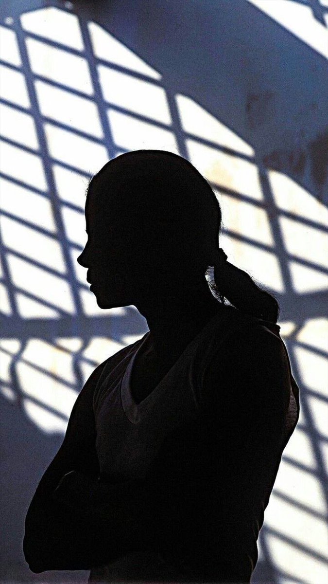 buckymfbarnes's tweet photo. sluttiest silhouette known to man https://t.co/XaEeRdSQ3a