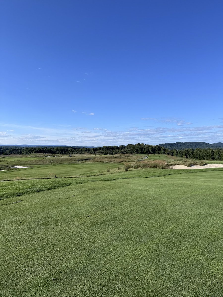 TheLeftyCut's tweet photo. Great lil sunset round today with @commishthebest https://t.co/Skx0cwSIEL
