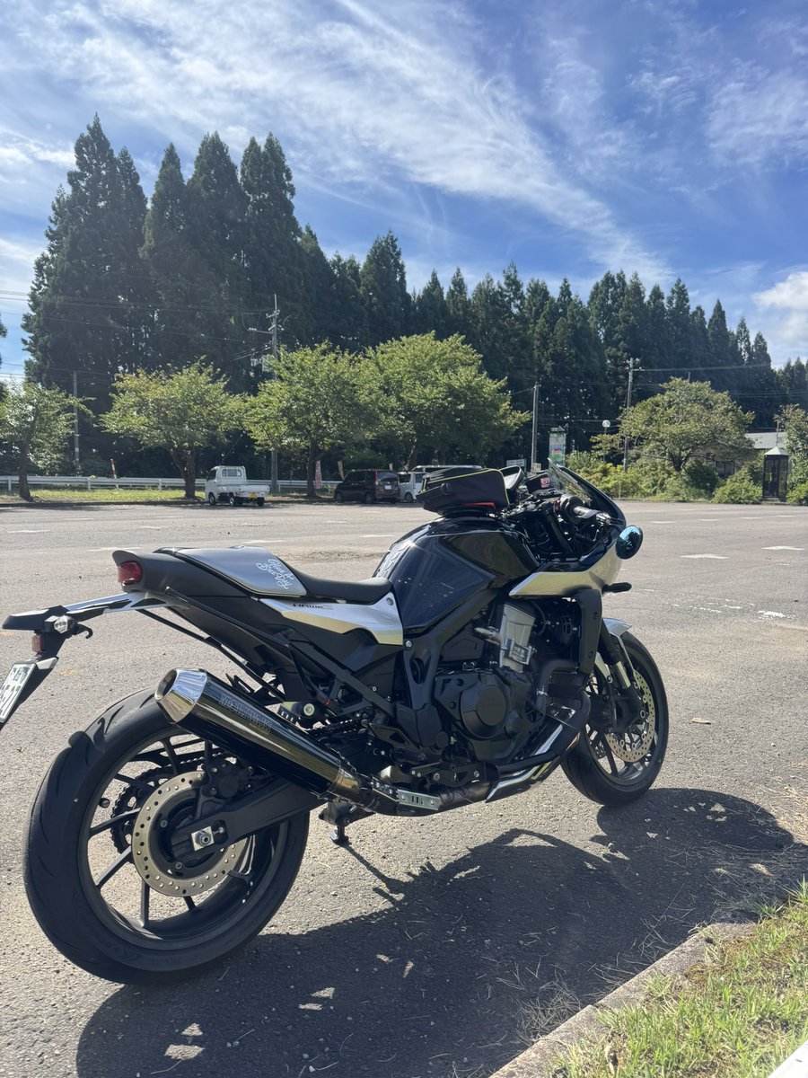 itou1040's tweet photo. 朝ごはんはすき家さんで朝定食😋
ガソリン⛽️給油前にふらっと近所を散策🏍️風はすっかり秋の薫り🍂
#hawk11 https://t.co/d22rjcBVhZ