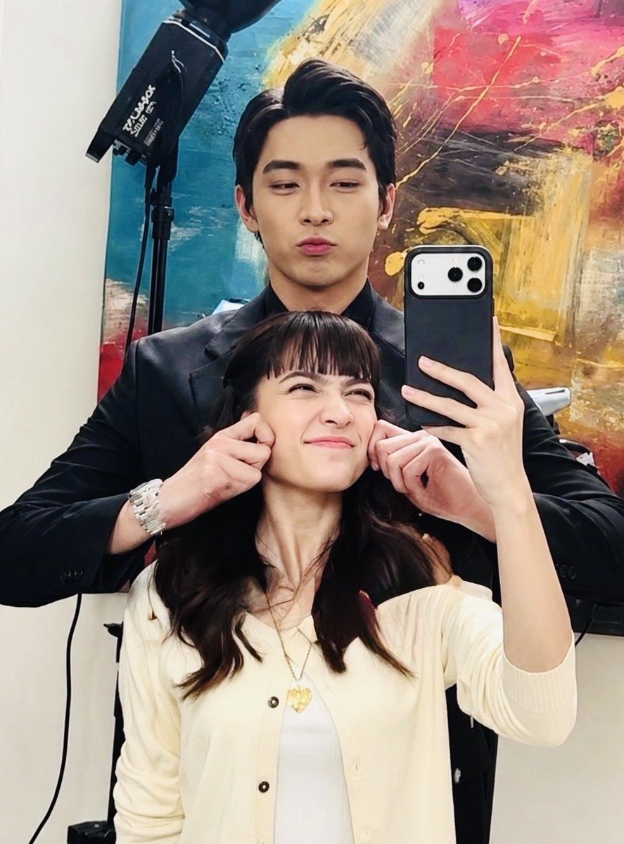 gelexfangirl's tweet photo. Bgo ko pinasok ang buhay pagfangirl era ko,sinabi ko sa sarili ko na kahit anung mangyare,hindi ako papaapekto sa mga mkikita at mababasa ko negative against sa kanila.i will stand firm to support this 2 beautiful https://t.co/ItG3wtJkwp ganap man or wala andito waiting..annyeong https://t.co/T5GH6IvcQE